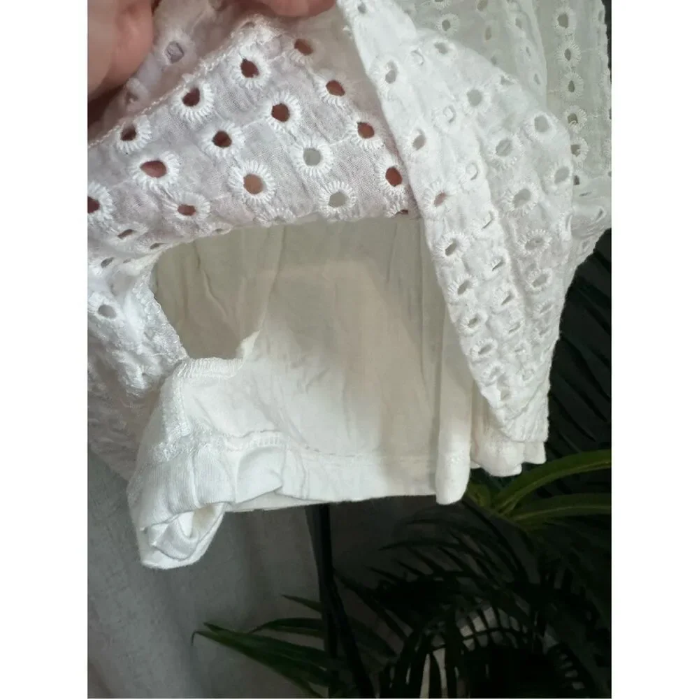 Gianni Bini Eyelet Girly Coquette‎ White Shorts XS